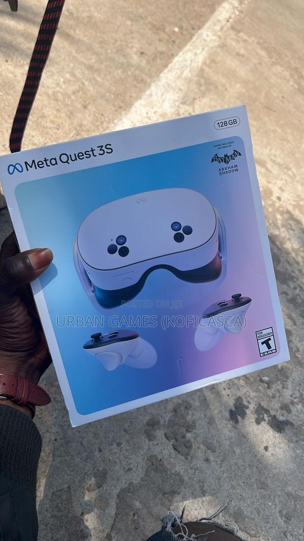 Meta Quest Oculus 3s 128 Gig + Batman Sealed · Photo 1