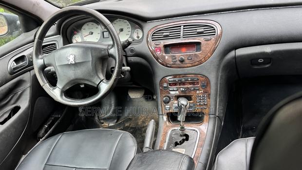 Peugeot 607 SW 3.0 V6 Automatic 2009 Black · Photo 6