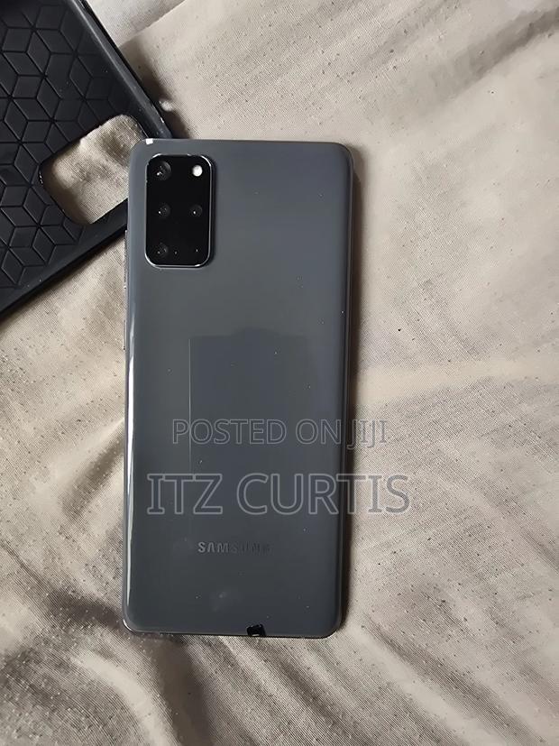 Samsung Galaxy S20+ 128 GB Gray · Photo 3