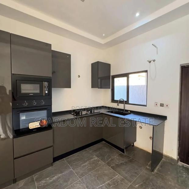 3bdrm Duplex in East Legon Hills for sale · Photo 4