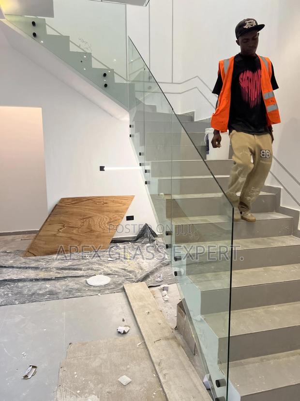 Glass Staircase · Photo 2