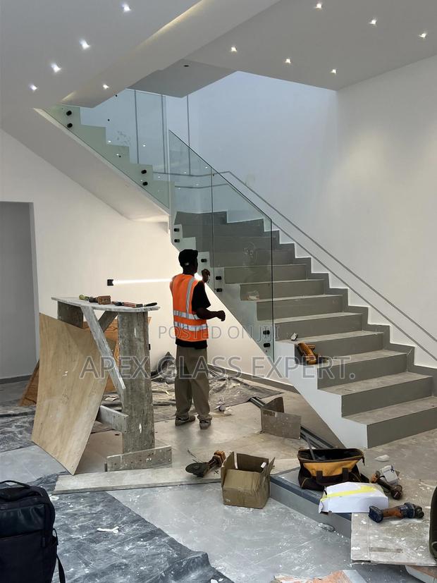 Glass Staircase · Photo 5
