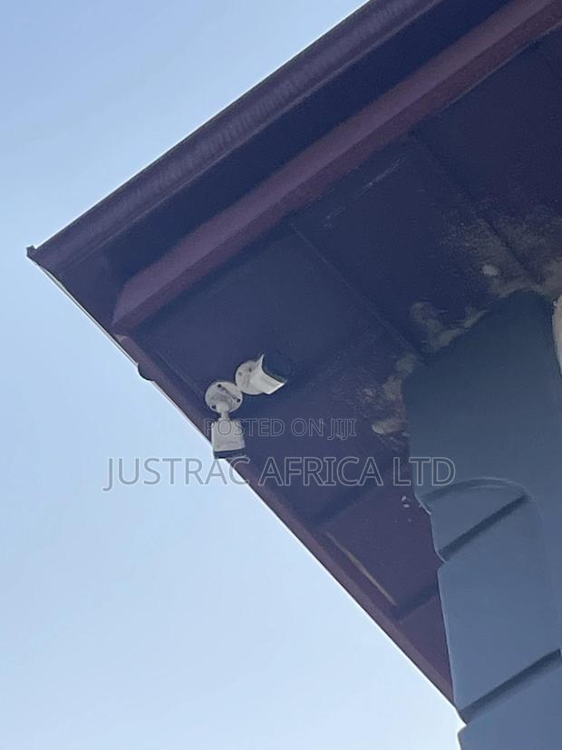 8 Lines Electric Fencing and CCTV · Photo 4
