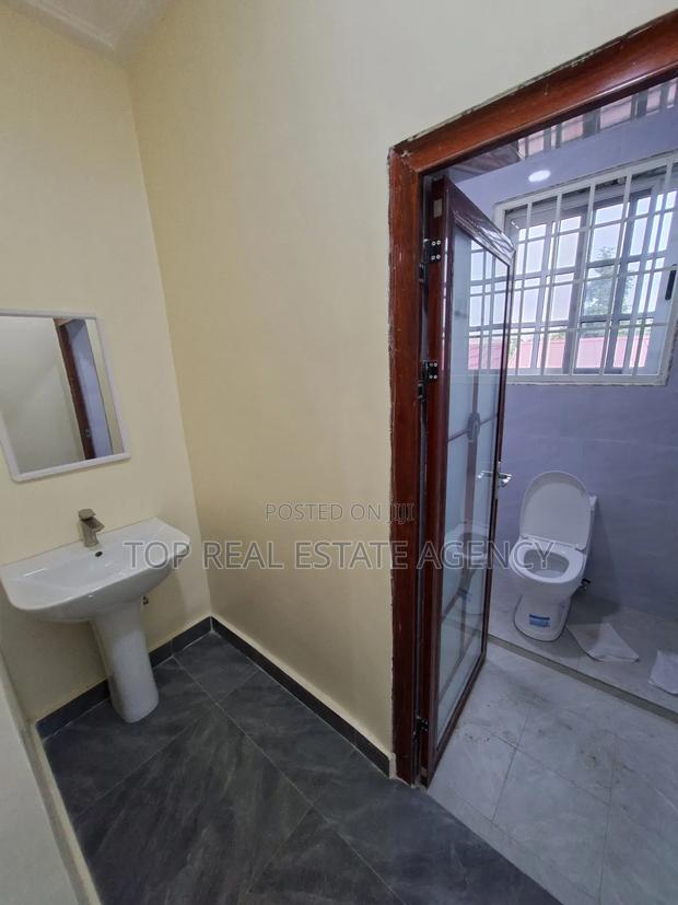 2bdrm Apartment in Ashomang Estate for rent · Photo 8
