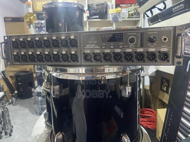 Behringer S16 Stage Box · Photo 1