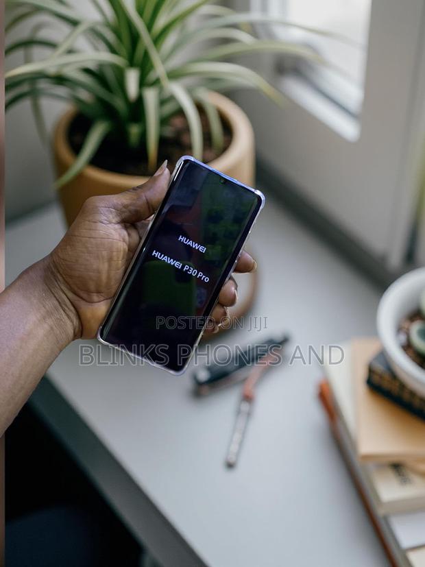 Huawei P30 Pro 128 GB Blue · Photo 1