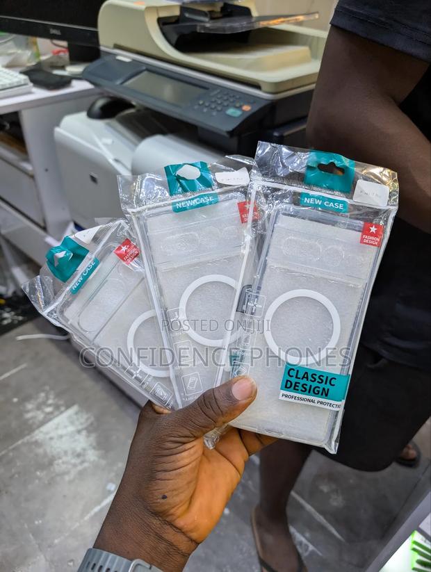 Google Pixel 7pro Transparent Magsafe Case · Photo 3
