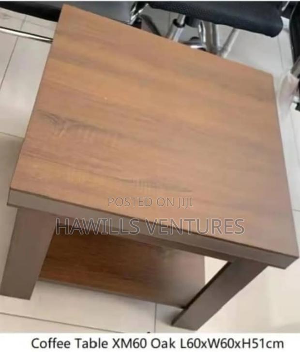 Office Coffee Wooden Table · Photo 1