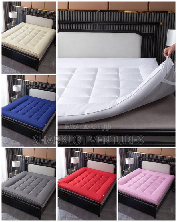 King Size Foldable Mattress Topper · Photo 1