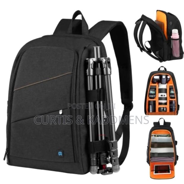 Camera Bag With Partitions and Laptop Space · Photo 1