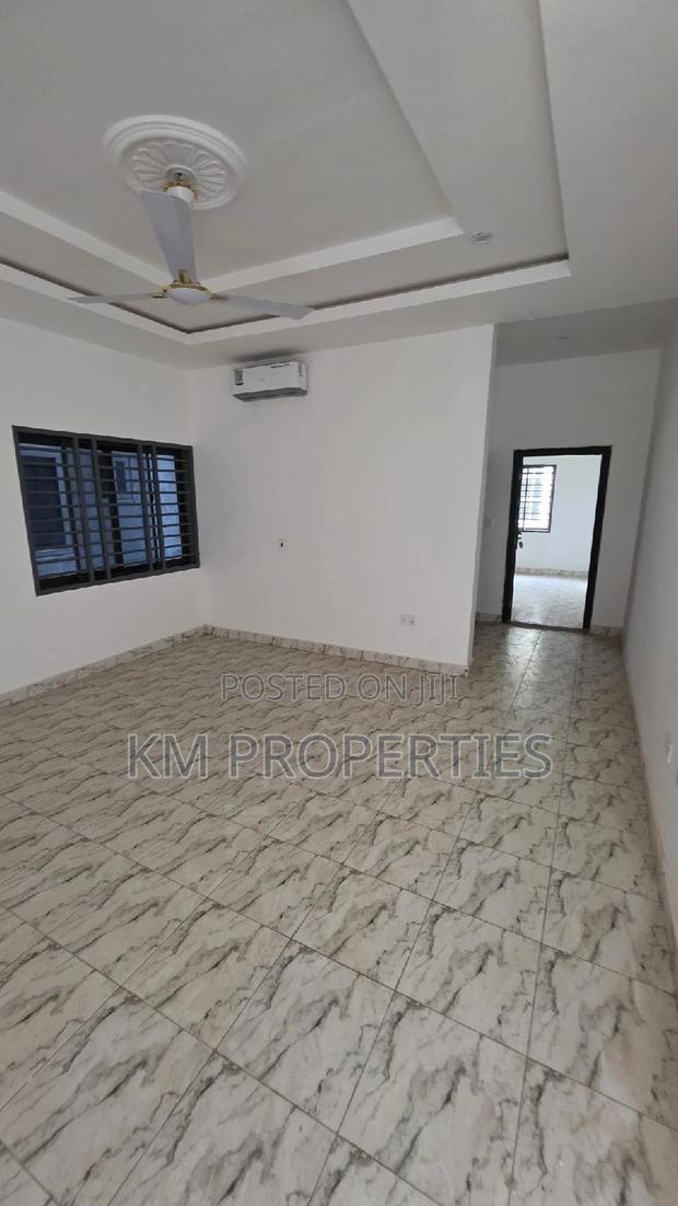 1bdrm Apartment in Agbogba for rent · Photo 8