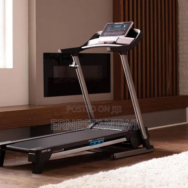 Pro - Form Sport 3.0 Treadmill · Photo 2