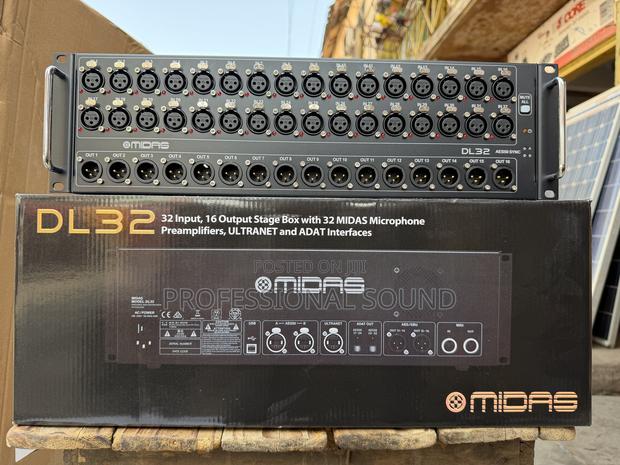 Midas Dl32 32 Input, 16 Output Stage Box. · Photo 1