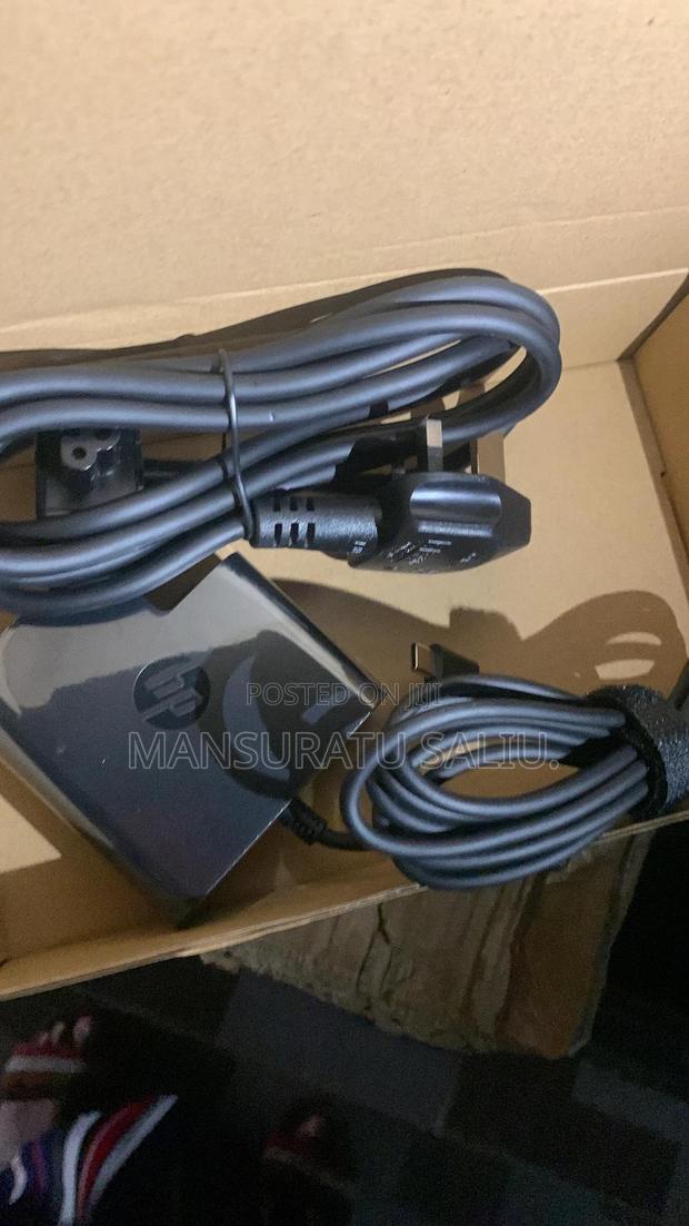 Dell Original Type C Charger · Photo 2