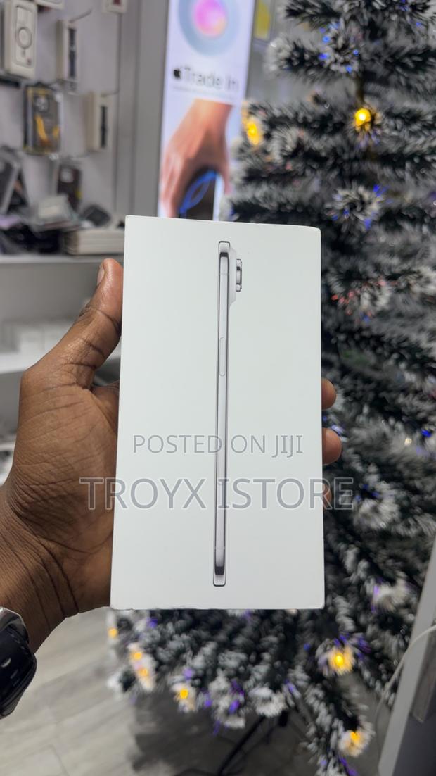 New Apple iPhone Air 256 GB White