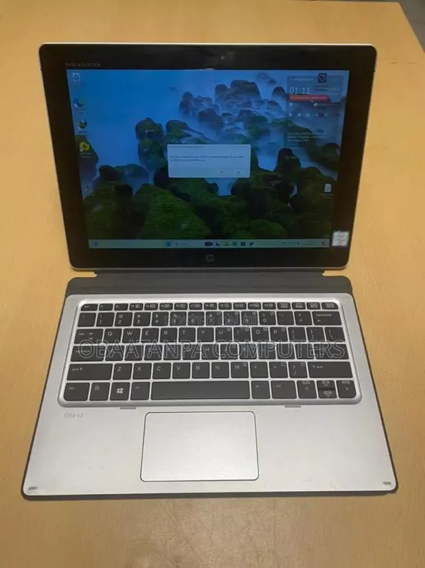 Laptop HP Elite X2 1012 8GB Intel Core I5 SSD 256GB · Photo 1
