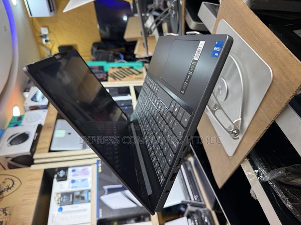 Laptop Lenovo Ideapad 3 16GB Intel Core I5 SSHD (Hybrid) 512GB · Photo 7