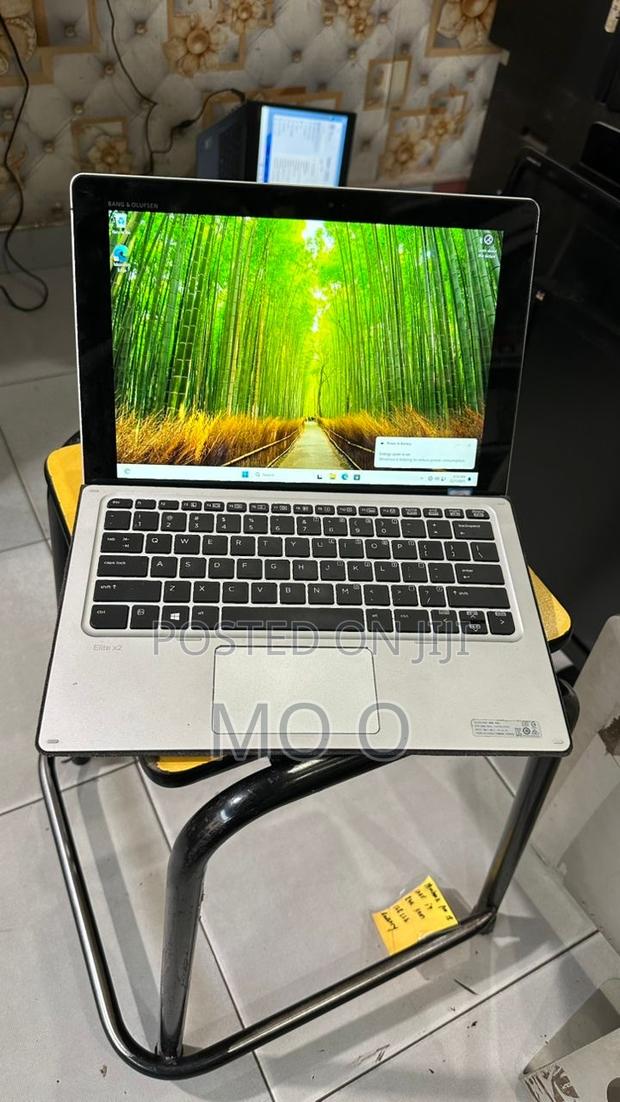 Laptop HP Elite X2 1012 G2 8GB Intel Core i5 SSD 256GB · Photo 2