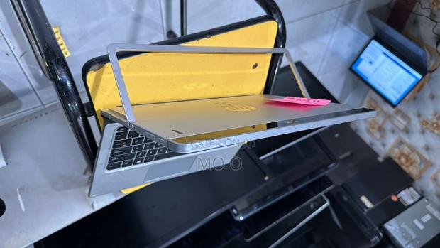 Laptop HP Elite X2 1012 G2 8GB Intel Core i5 SSD 256GB · Photo 3