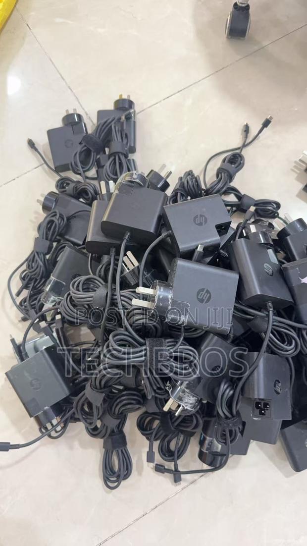 Home Used Hp Type C Laptop Chargers · Photo 3