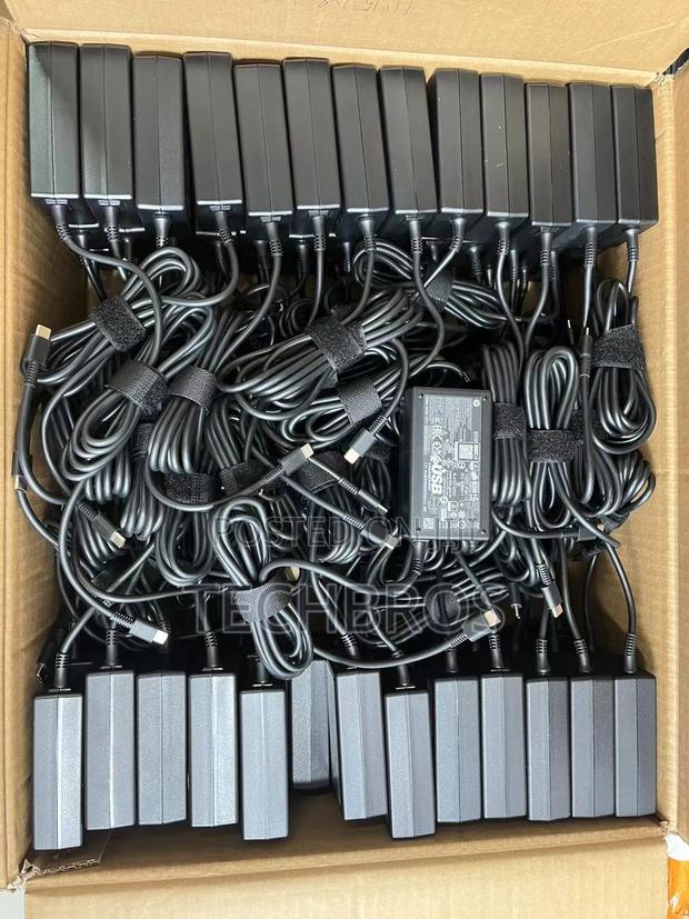 Home Used Hp Type C Charger 65w · Photo 1