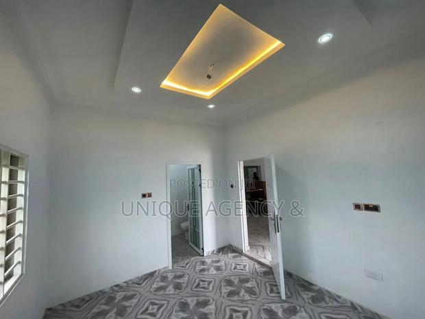 3bdrm Bungalow in Oyarifa for sale · Photo 2