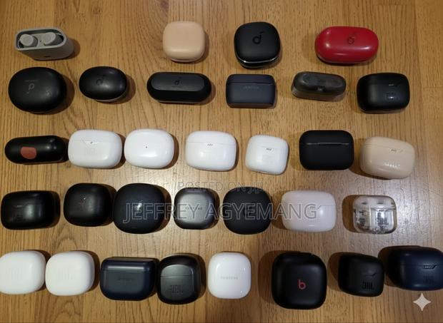 JBL and Soundcore Earbuds · Photo 1