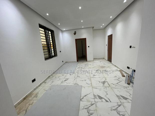 3bdrm House in Pokuase for sale · Photo 8