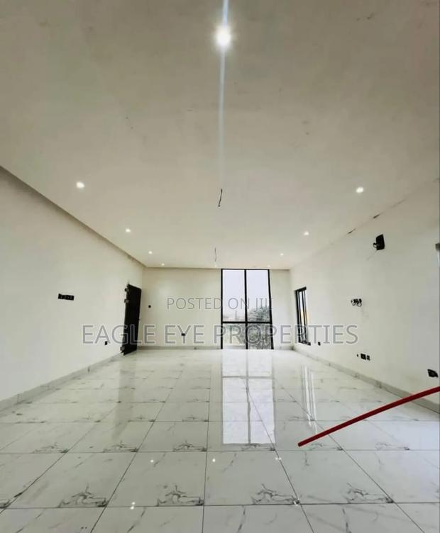 4bdrm House in Adjiriganor for sale · Photo 5
