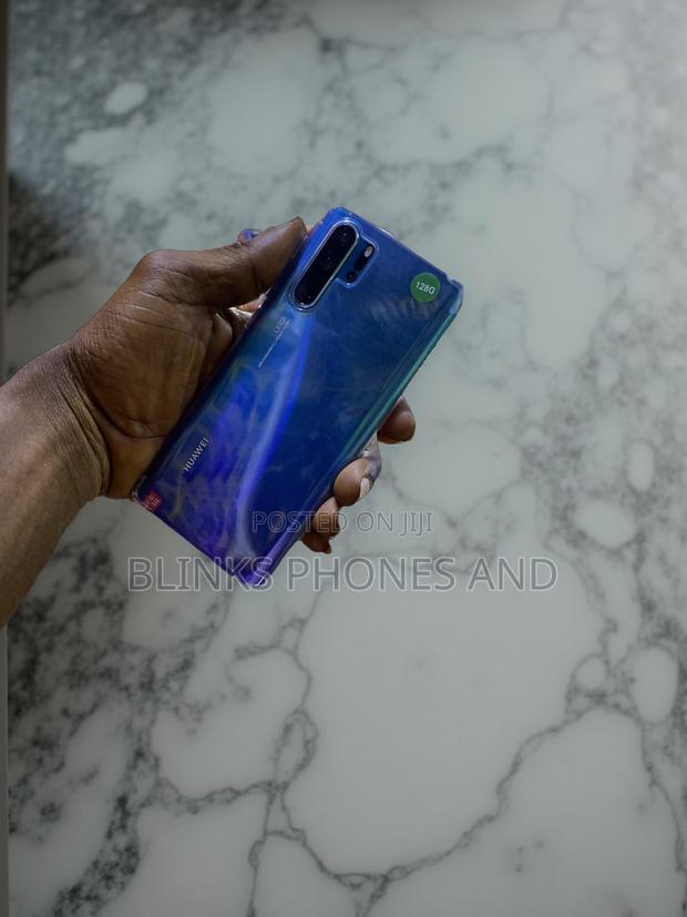 Huawei P30 Pro 128 GB Blue · Photo 1