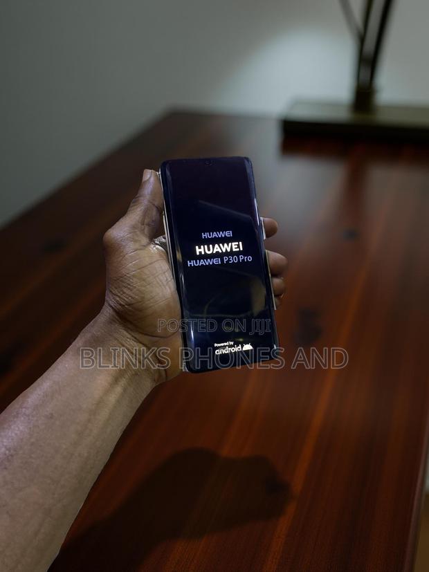 Huawei P30 Pro 128 GB Blue · Photo 2