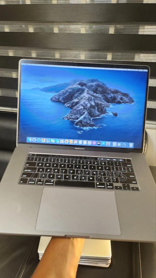 Laptop Apple MacBook Pro 2017 16GB Intel Core i7 SSD 512GB · Photo 2