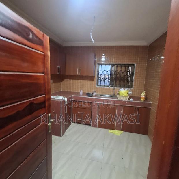 3bdrm Apartment in Lashibi Klagon, Sakumono for rent · Photo 5
