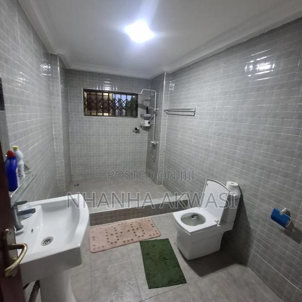 3bdrm Apartment in Lashibi Klagon, Sakumono for rent · Photo 6