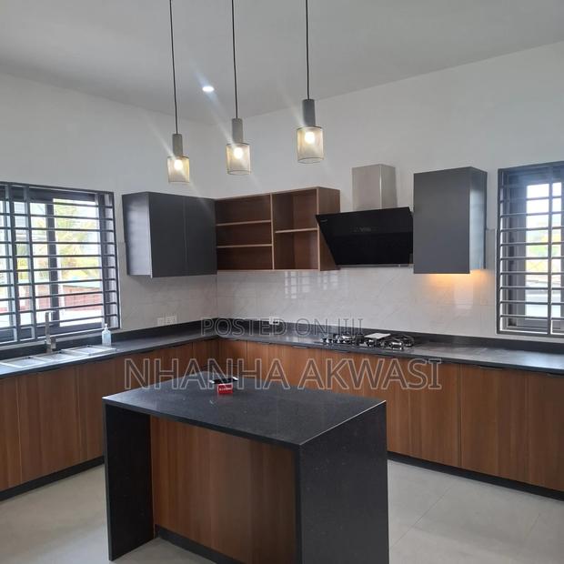 4bdrm House in Community 18 Spintex, Sakumono for rent · Photo 6