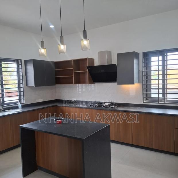4bdrm House in Community 18 Spintex, Sakumono for rent · Photo 8