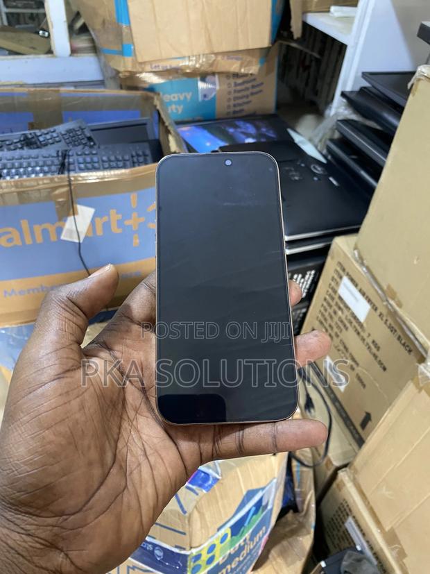 Apple iPhone 16 Pro Max 256 GB Rose Gold · Photo 1