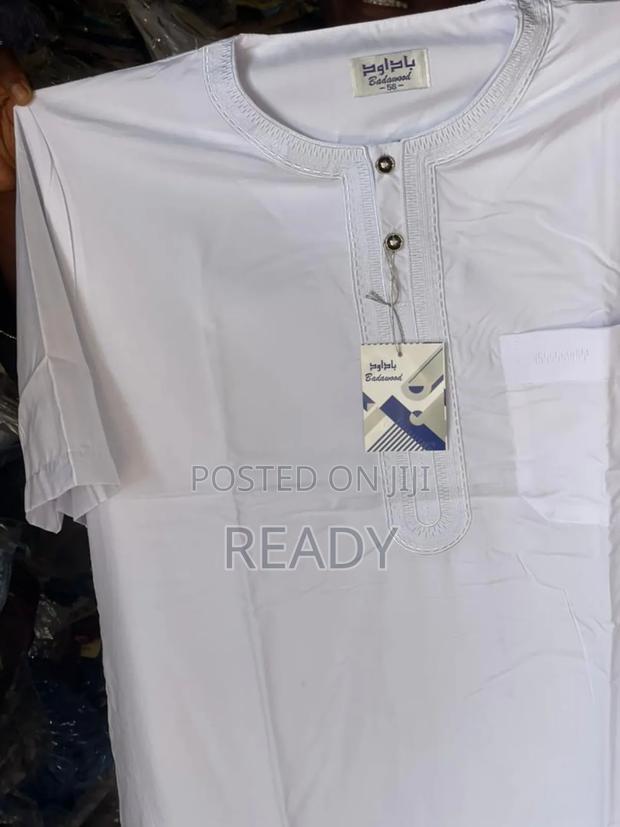 White Jalabiya (Shortsleeves) · Photo 3