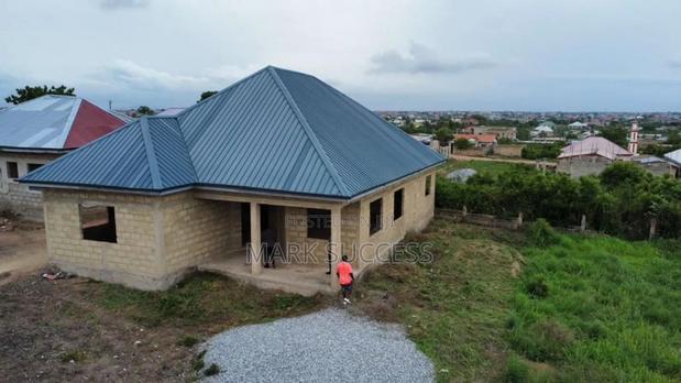 3bdrm House in Kasoa for sale · Photo 3