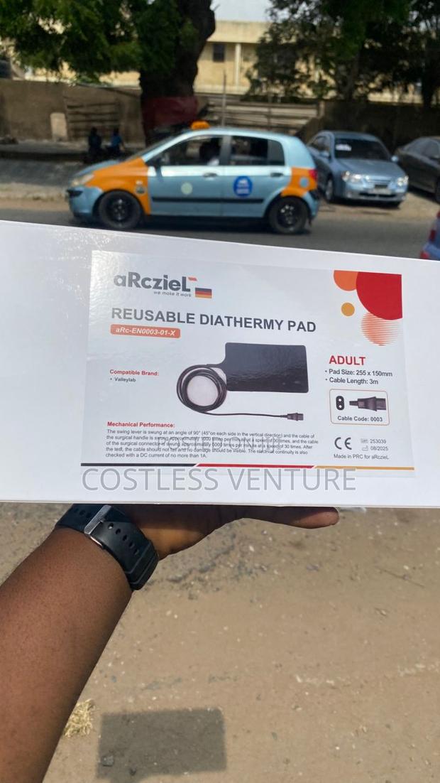 Arcziel Reusable Diathermy Pad (Cable Code:003) Adult · Photo 1