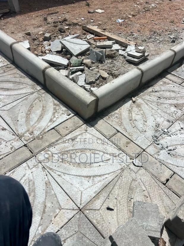 Excellent Pavement or Slap Work · Photo 1