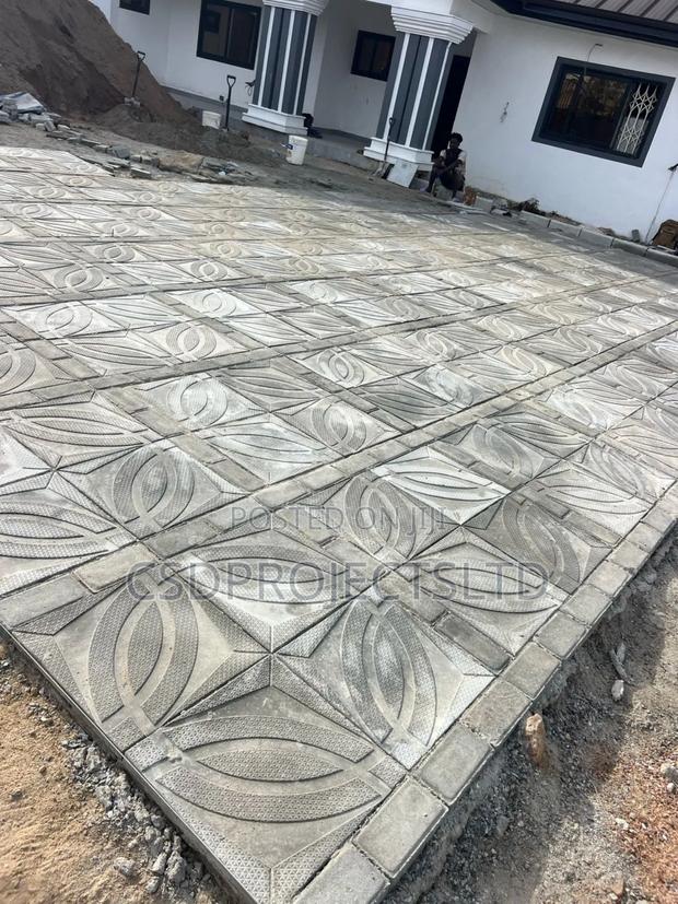 Excellent Pavement or Slap Work · Photo 3