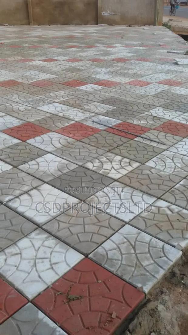 Bricks or Pavement Block Expect · Photo 5