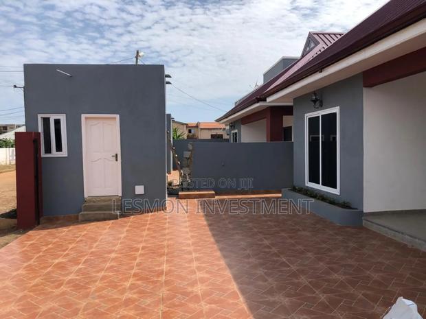 3bdrm Bungalow in Lesmon Investment, East Legon for sale · Photo 4