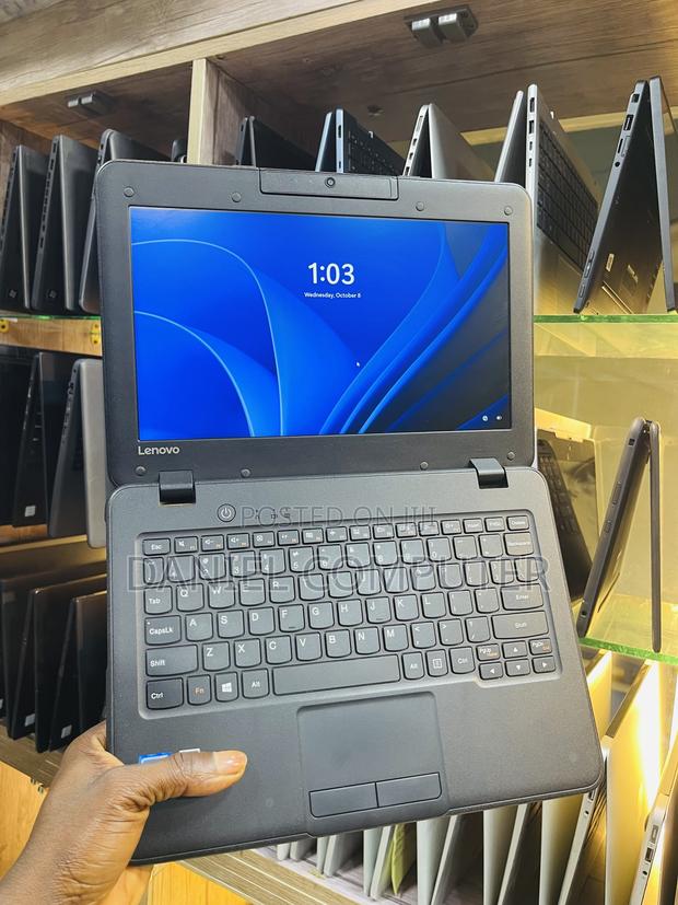 Laptop Lenovo IdeaPad 130 4GB Intel Celeron SSD 256GB · Photo 4