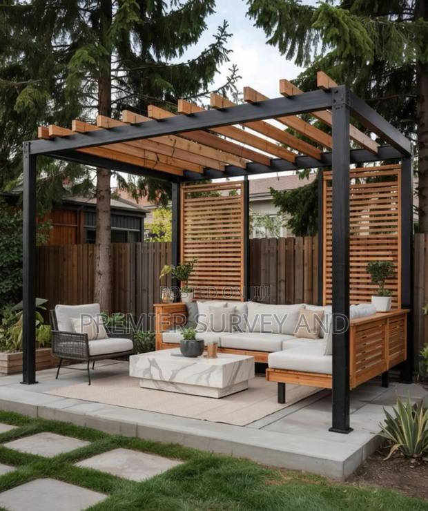 Modern Wooden Pergola · Photo 2