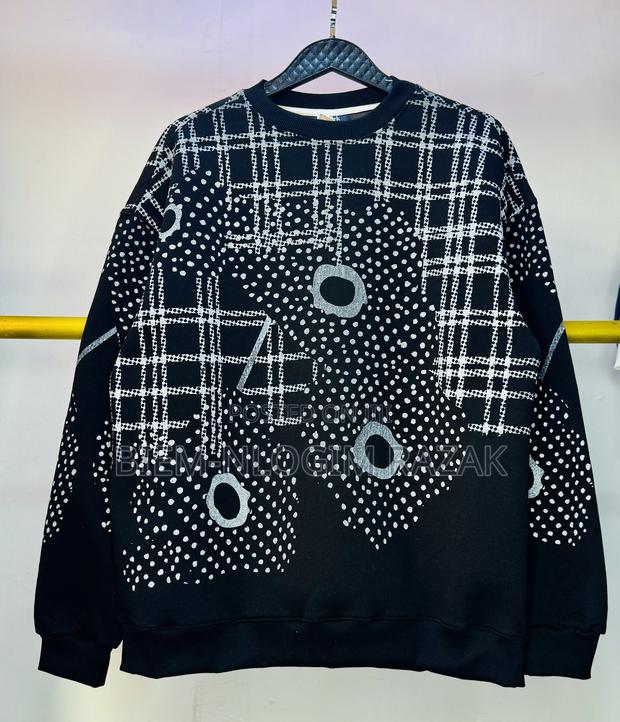Hellstar Thick N Heavy Sweaters Available in Stock · Photo 3