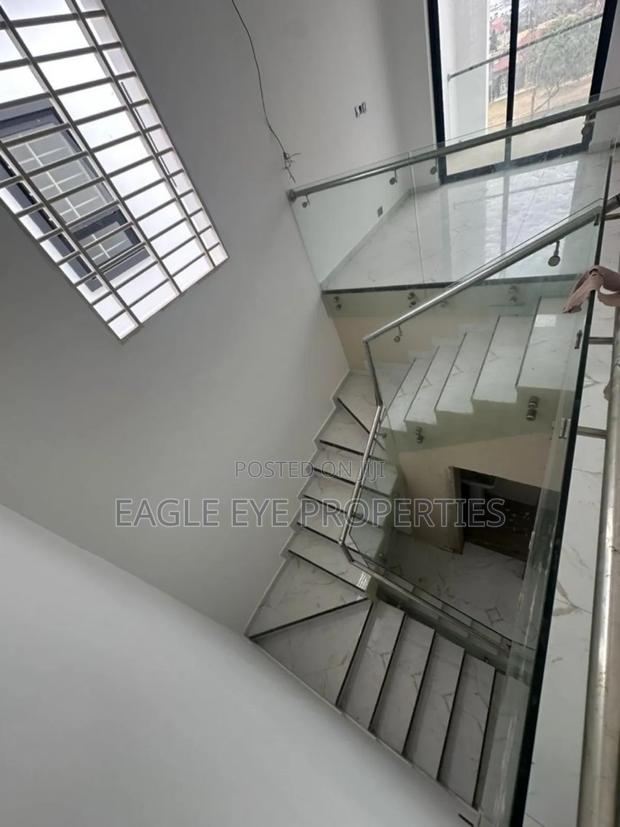 4bdrm House in Sakumono for sale · Photo 5
