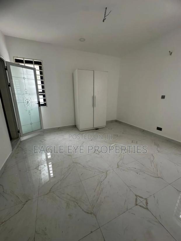 4bdrm House in Sakumono for sale · Photo 8