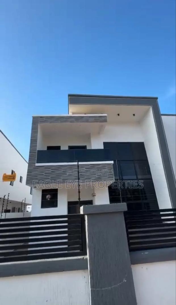 4bdrm House in Sakumono for sale · Photo 3